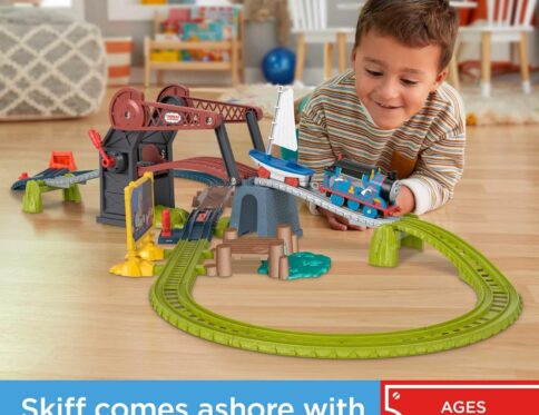 Thomas Motorised Bridge Lift Thomas & Skiff Train Set